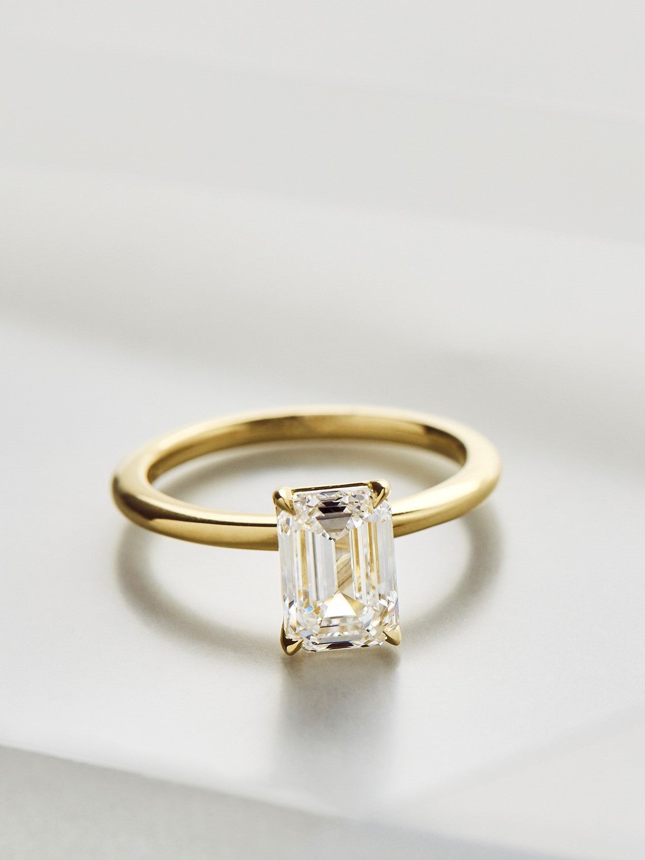 The unforgettable experience of designing an engagement ring as a coup